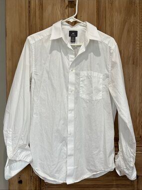 H&M White Long-Sleeve Button-Up Shirt with Chest Pocket